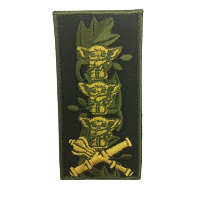 Baby Yoda's humorous shoulder straps